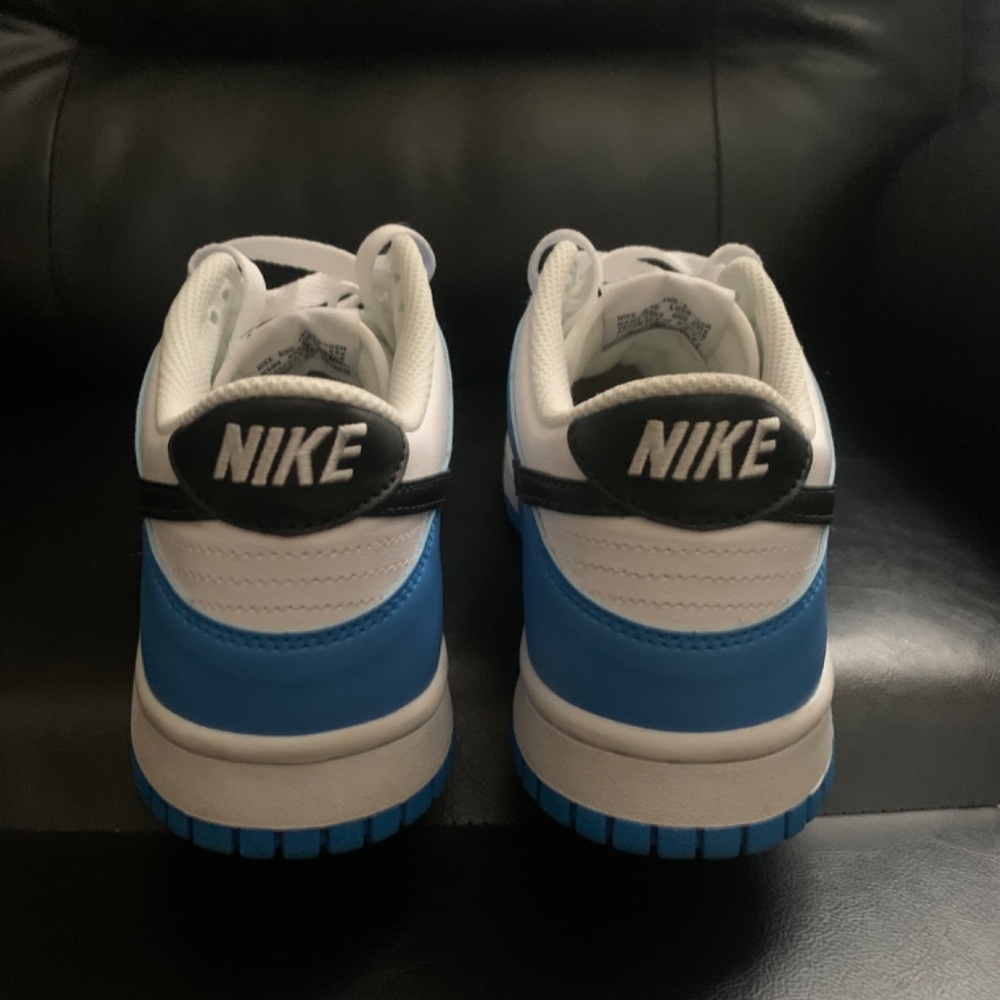 Nike Dunks - Picture 4 of 6